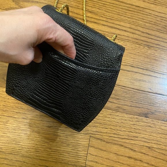 Neiman Marcus Croc-Embossed Chain Bag - Picture 10 of 13